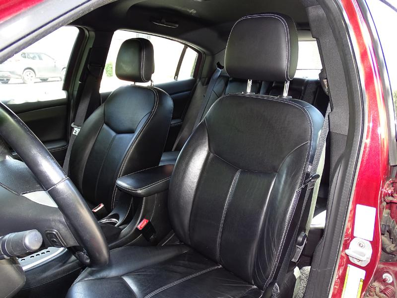 Chrysler 200 Limited 2011