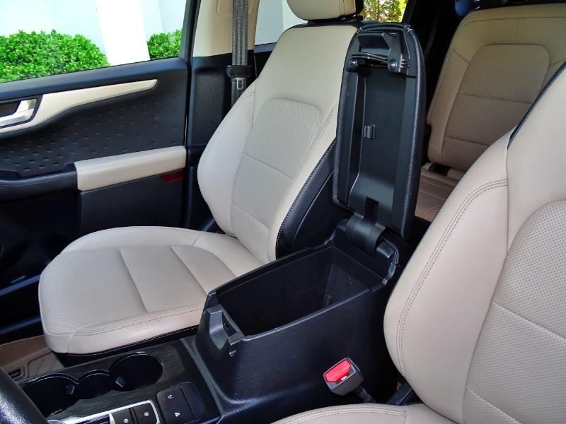 Ford Escape  2020