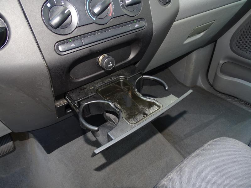 Ford F-150 STX SuperCab 2WD 2004