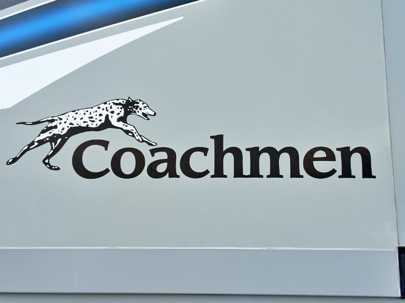 Coachmen Pursuit  2021