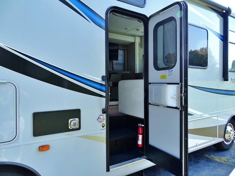 Coachmen Pursuit  2021