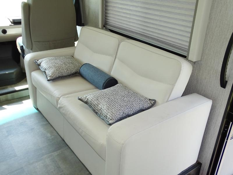 Coachmen Pursuit  2021