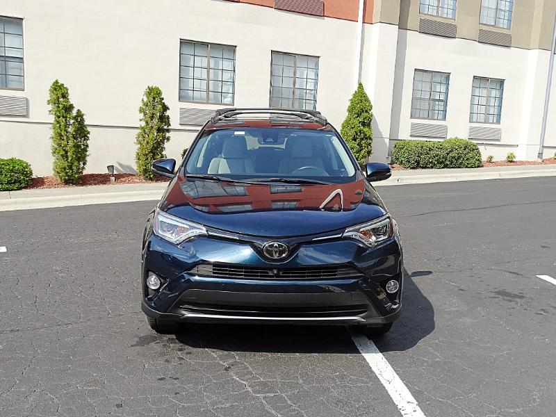 Toyota RAV4 Limited AWD 2018