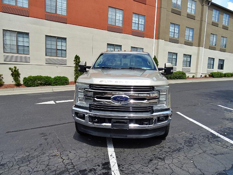 Ford F-350 SD Lariat Crew Cab 4WD 2017