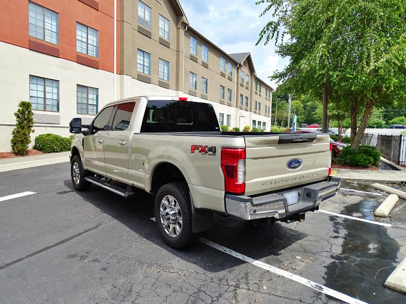 Ford F-350 SD Lariat Crew Cab 4WD 2017