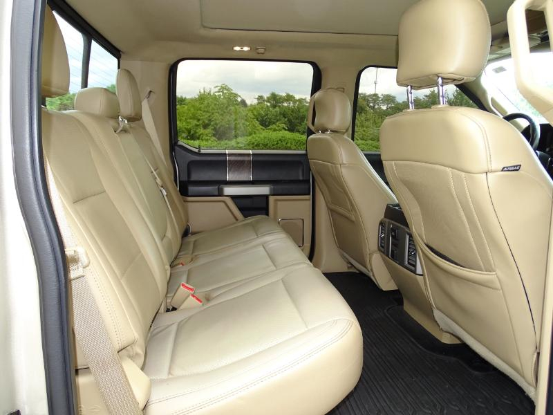 Ford F-350 SD Lariat Crew Cab 4WD 2017