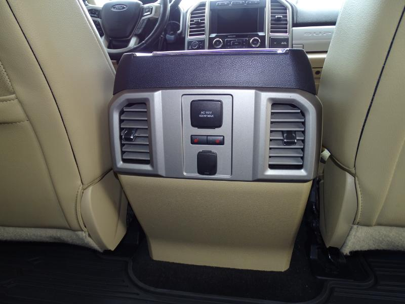 Ford F-350 SD Lariat Crew Cab 4WD 2017