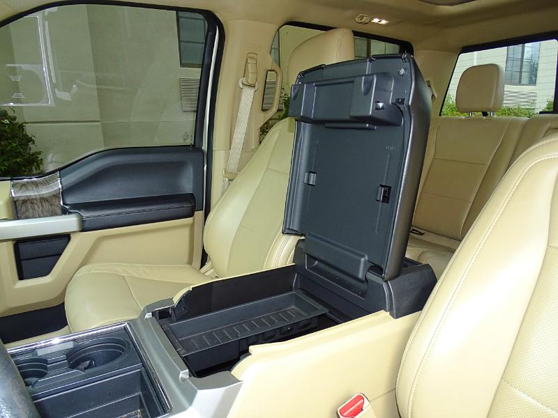 Ford F-350 SD Lariat Crew Cab 4WD 2017