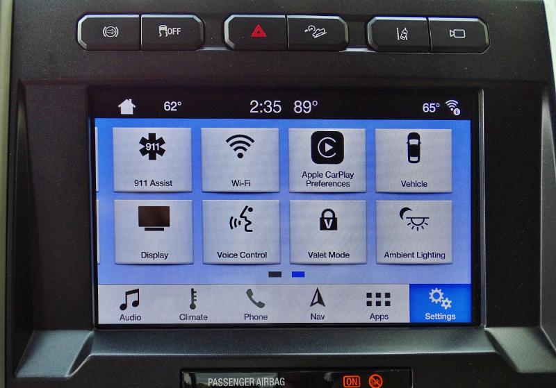 Ford F-350 SD Lariat Crew Cab 4WD 2017