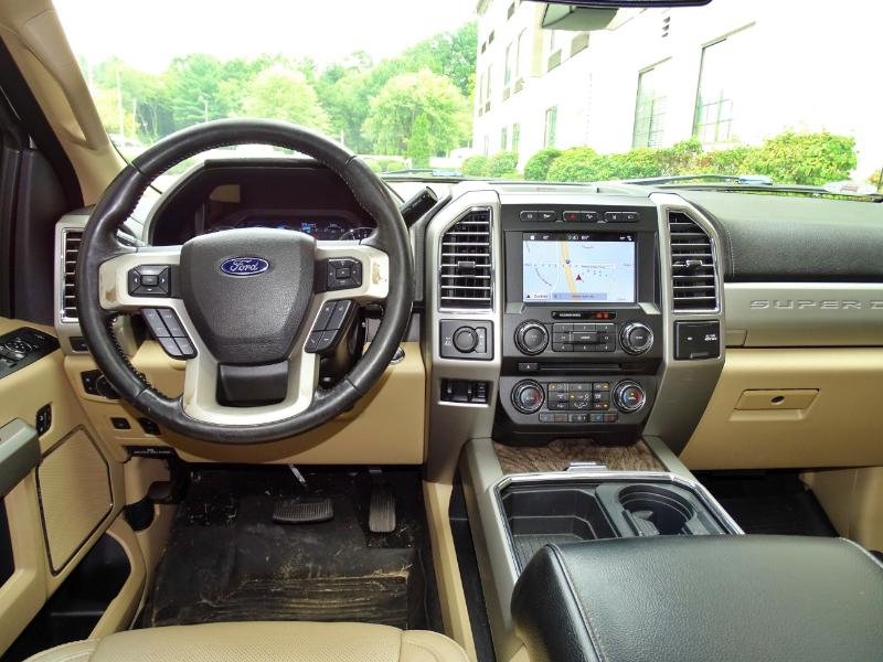 Ford F-350 SD Lariat Crew Cab 4WD 2017