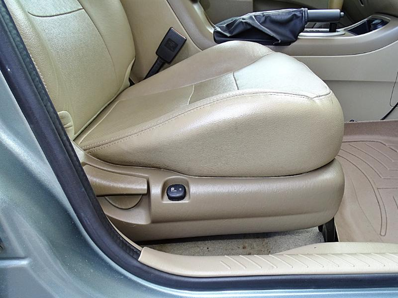 Ford Escape Limited 2WD 2006
