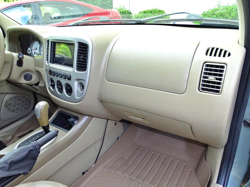 Ford Escape Limited 2WD 2006