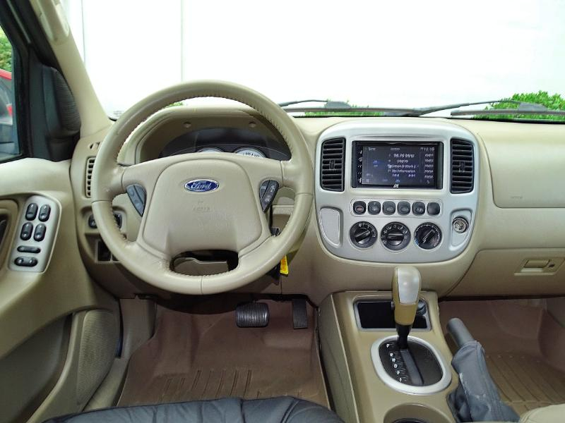 Ford Escape Limited 2WD 2006