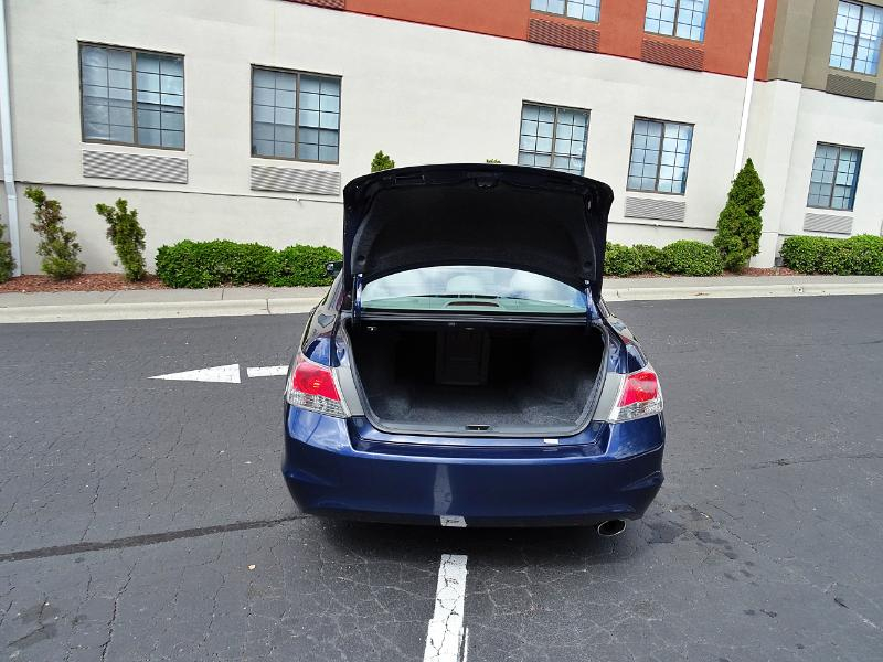 Honda Accord EX-L Sedan AT 2010