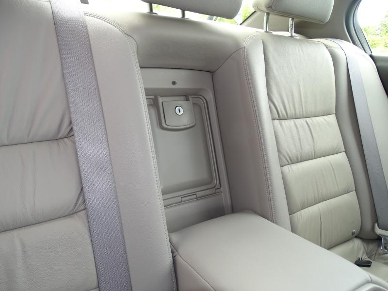 Honda Accord EX-L Sedan AT 2010