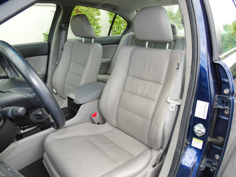Honda Accord EX-L Sedan AT 2010