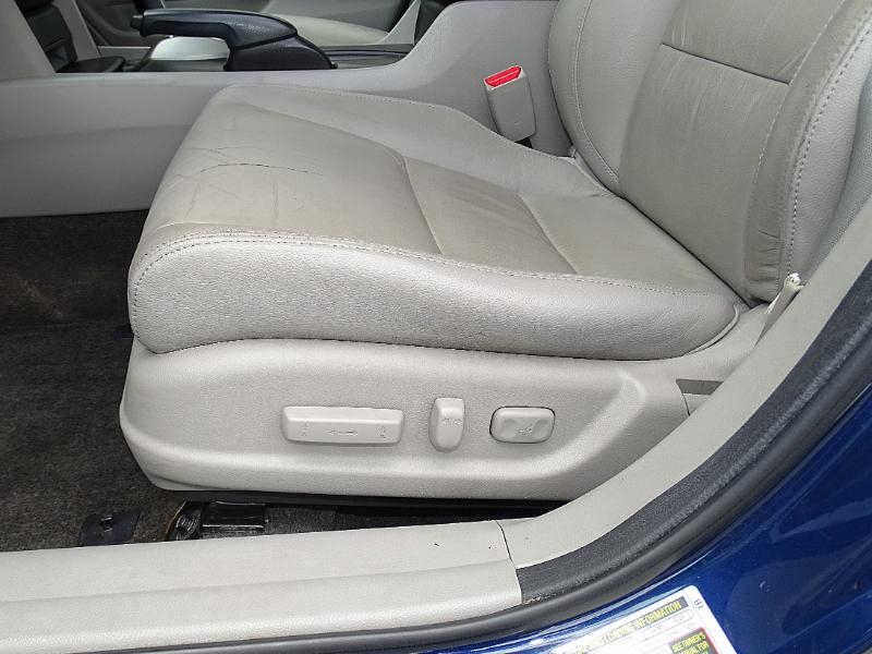 Honda Accord EX-L Sedan AT 2010