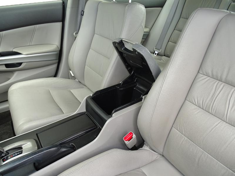 Honda Accord EX-L Sedan AT 2010
