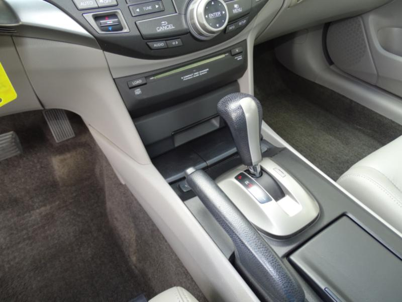 Honda Accord EX-L Sedan AT 2010
