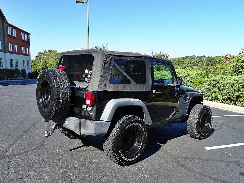Jeep Wrangler Sport 4WD 2010