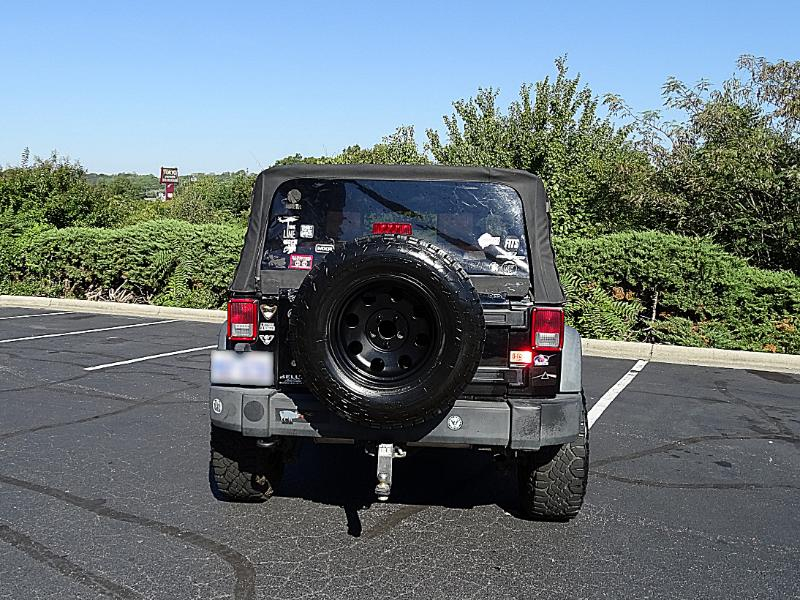 Jeep Wrangler Sport 4WD 2010