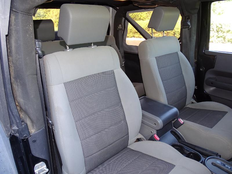 Jeep Wrangler Sport 4WD 2010