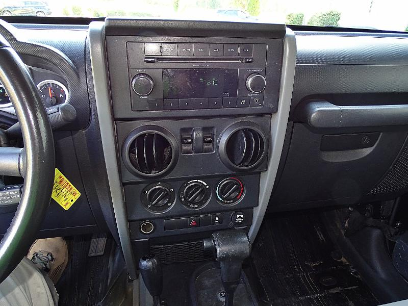 Jeep Wrangler Sport 4WD 2010