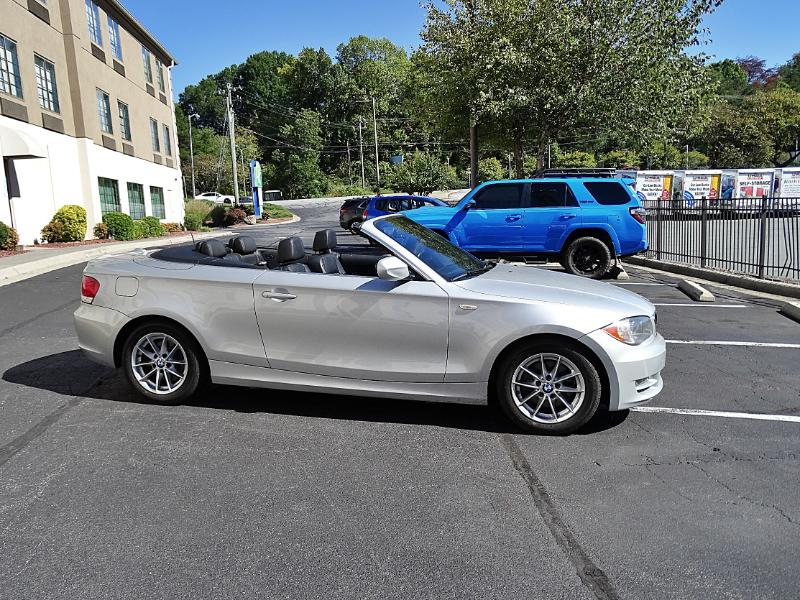 BMW 1-Series 128i Convertible 2011