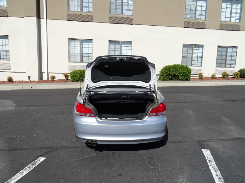 BMW 1-Series 128i Convertible 2011