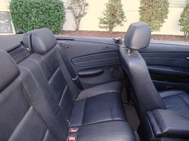 BMW 1-Series 128i Convertible 2011