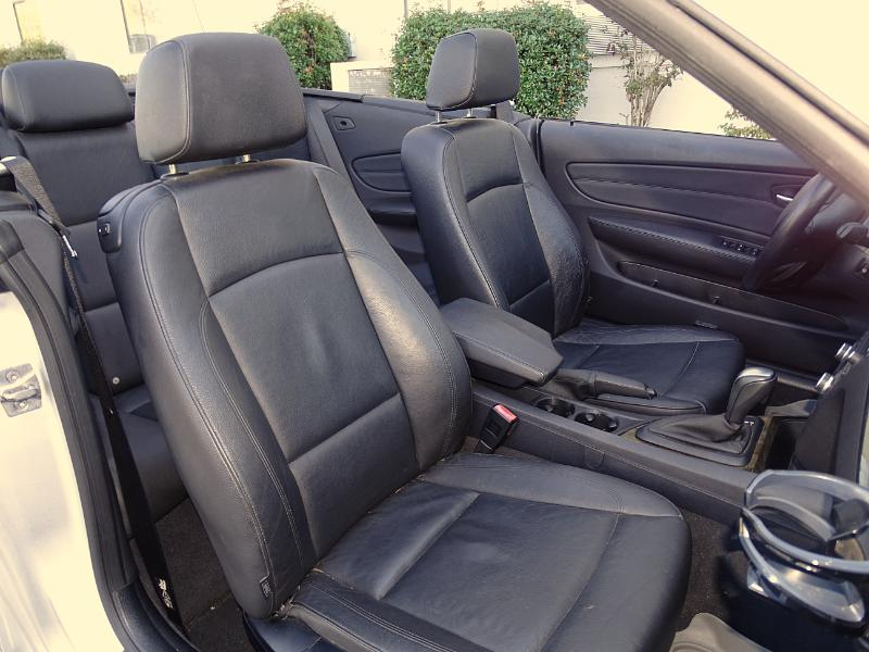 BMW 1-Series 128i Convertible 2011
