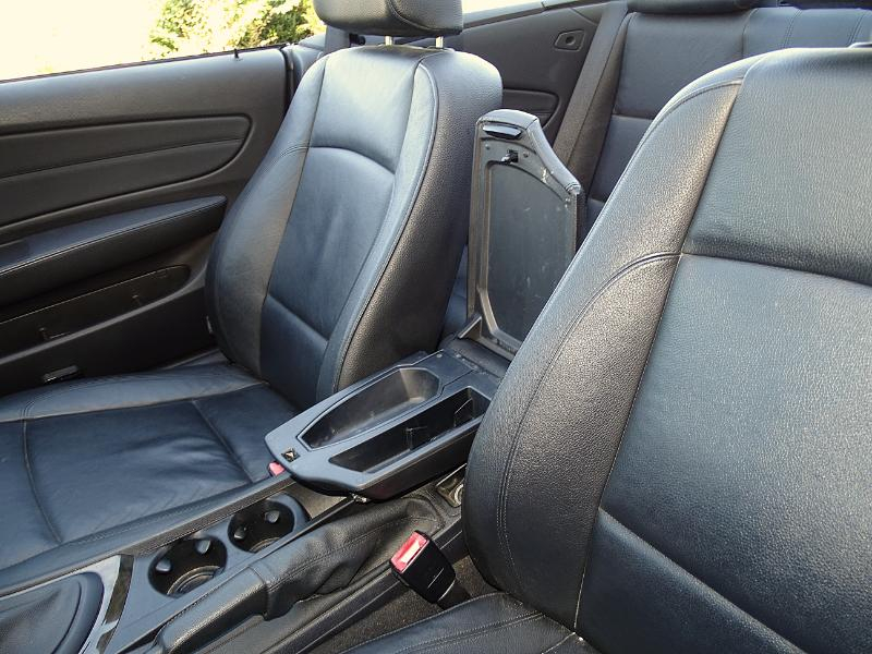 BMW 1-Series 128i Convertible 2011