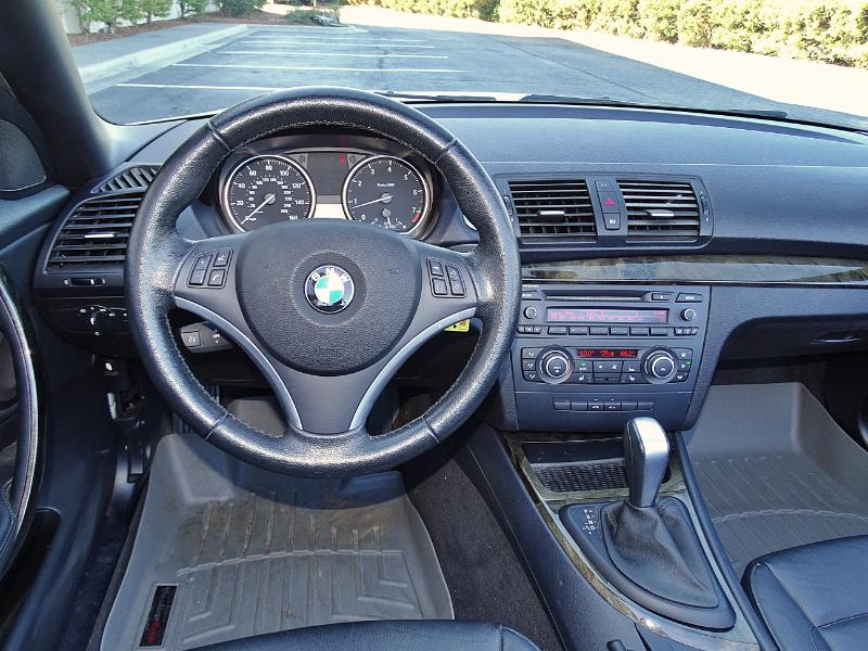 BMW 1-Series 128i Convertible 2011