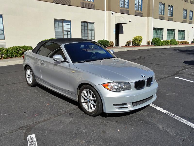 BMW 1-Series 128i Convertible 2011