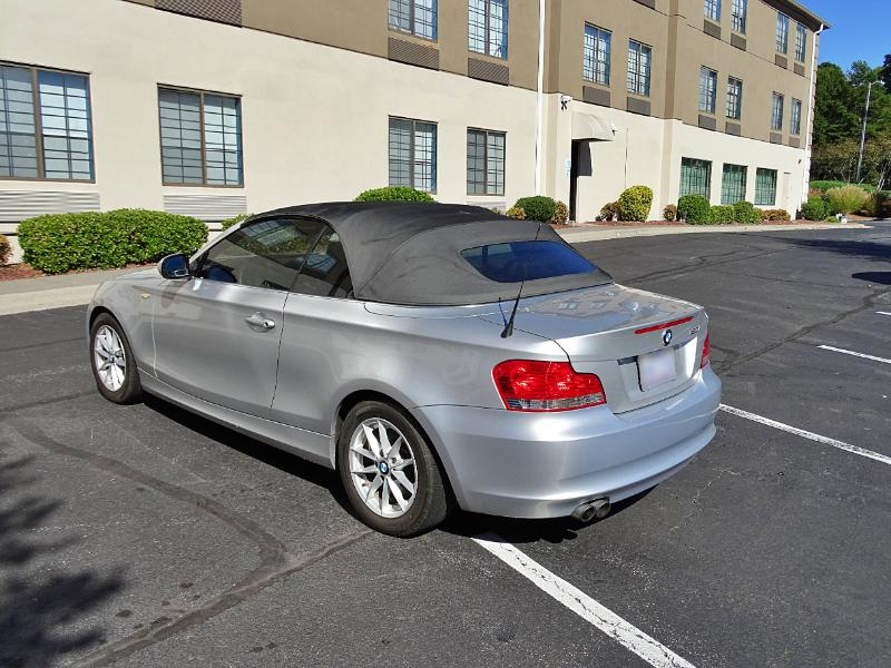 BMW 1-Series 128i Convertible 2011