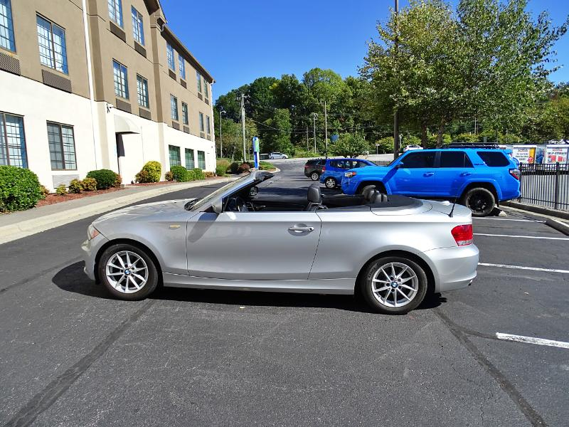 BMW 1-Series 128i Convertible 2011