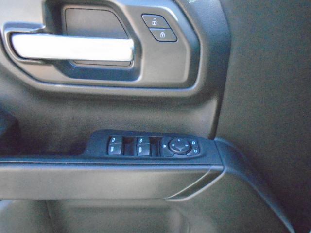 Chevrolet Silverado 1500 2WD Double Cab 147" Custom 2024