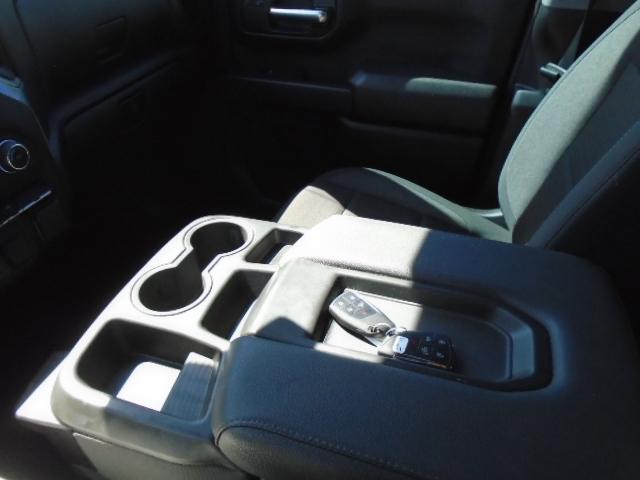 Chevrolet Silverado 1500 2WD Double Cab 147" Custom 2024