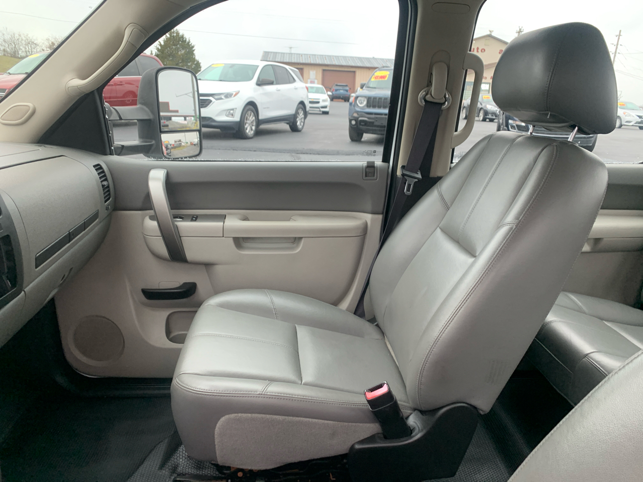 Chevrolet Silverado 3500HD 4WD Crew Cab 167.7" Work Truck 2012