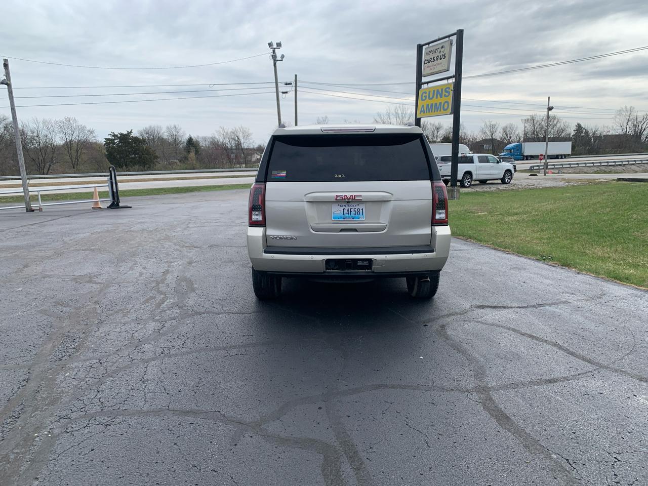 GMC Yukon 2WD 4dr SLE 2015