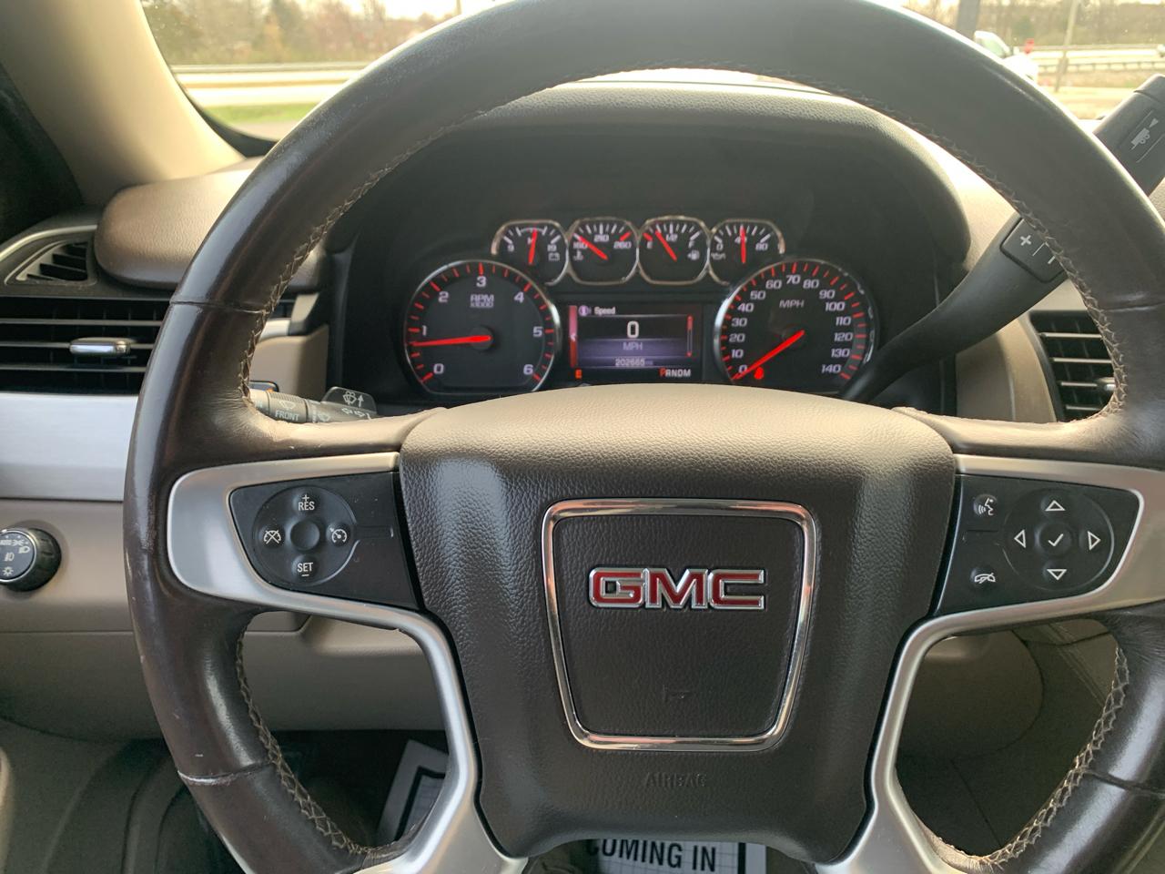 GMC Yukon 2WD 4dr SLE 2015