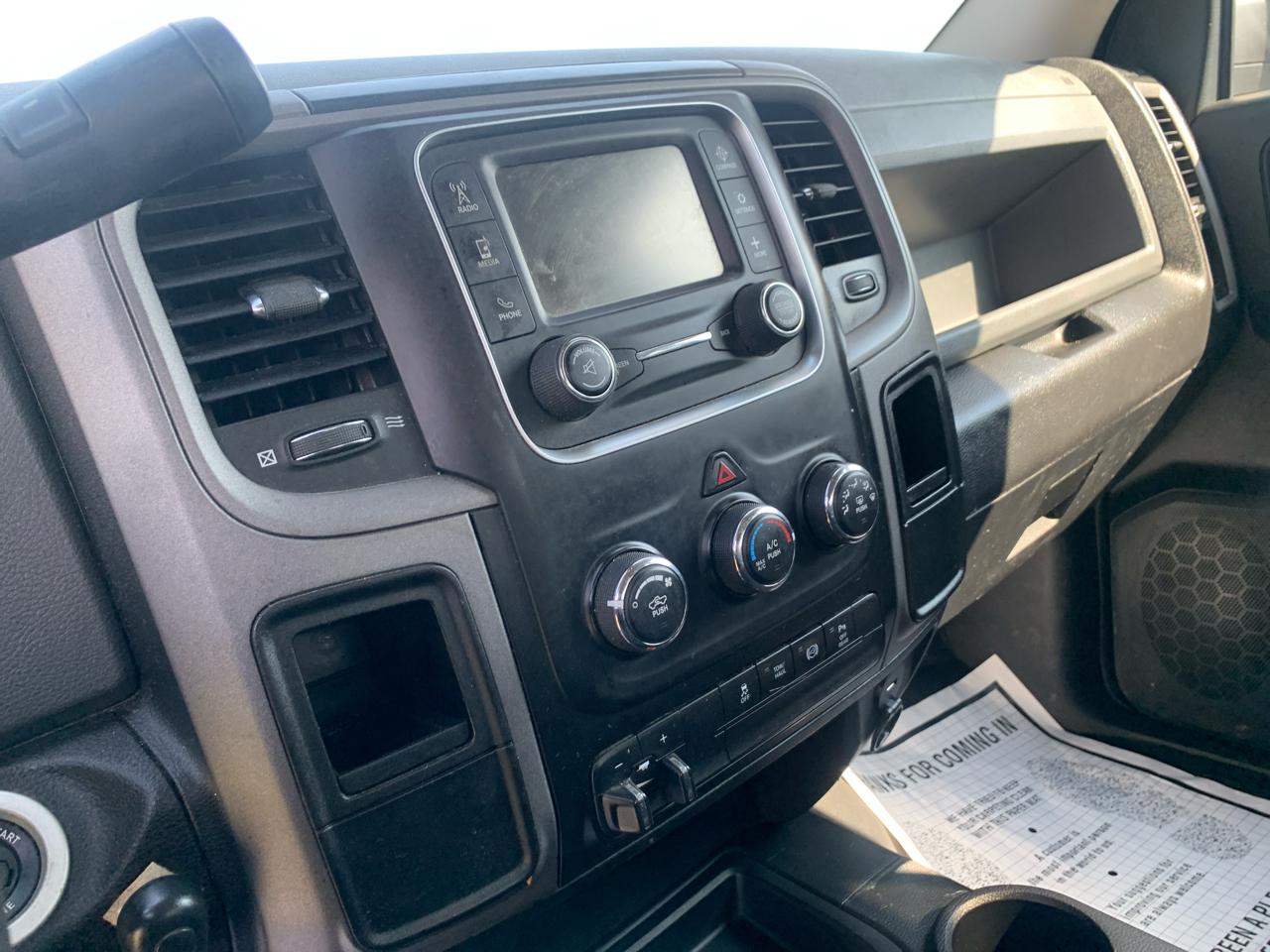 RAM 3500 Tradesman 4x4 Crew Cab 8' Box 2018