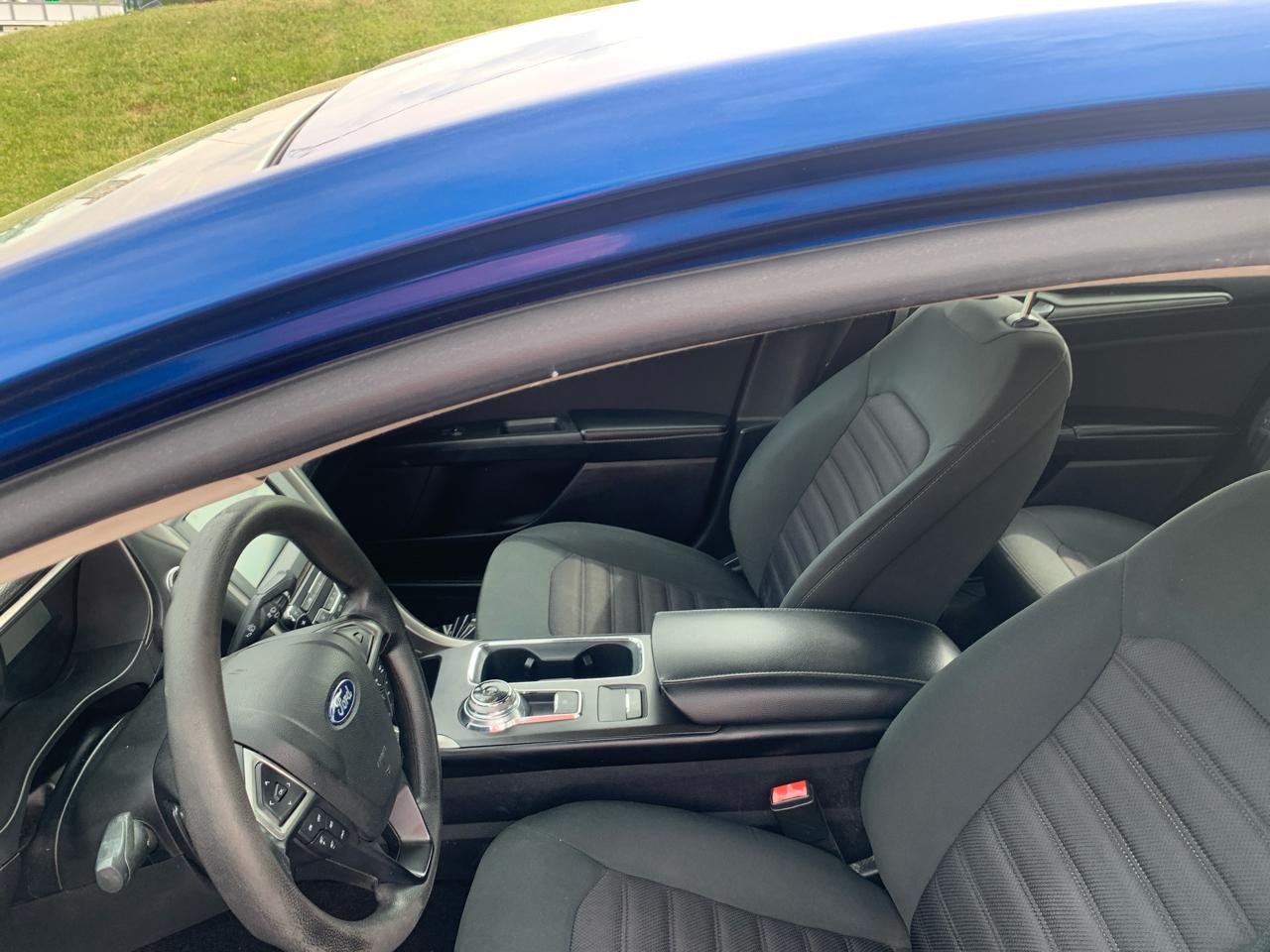 Ford Fusion SE FWD 2018