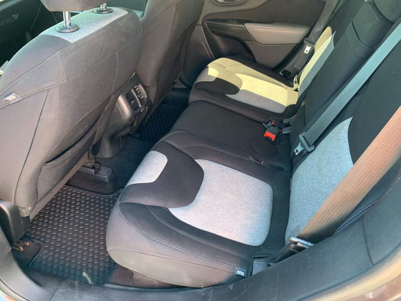 Jeep Cherokee 4WD 4dr Latitude 2014