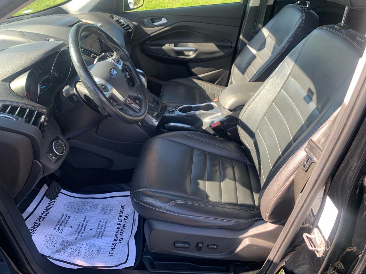 Ford Escape 4WD 4dr Titanium 2016