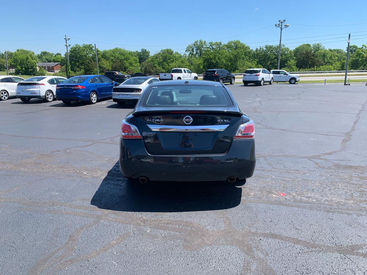 Nissan Altima 4dr Sdn V6 3.5 SL 2014