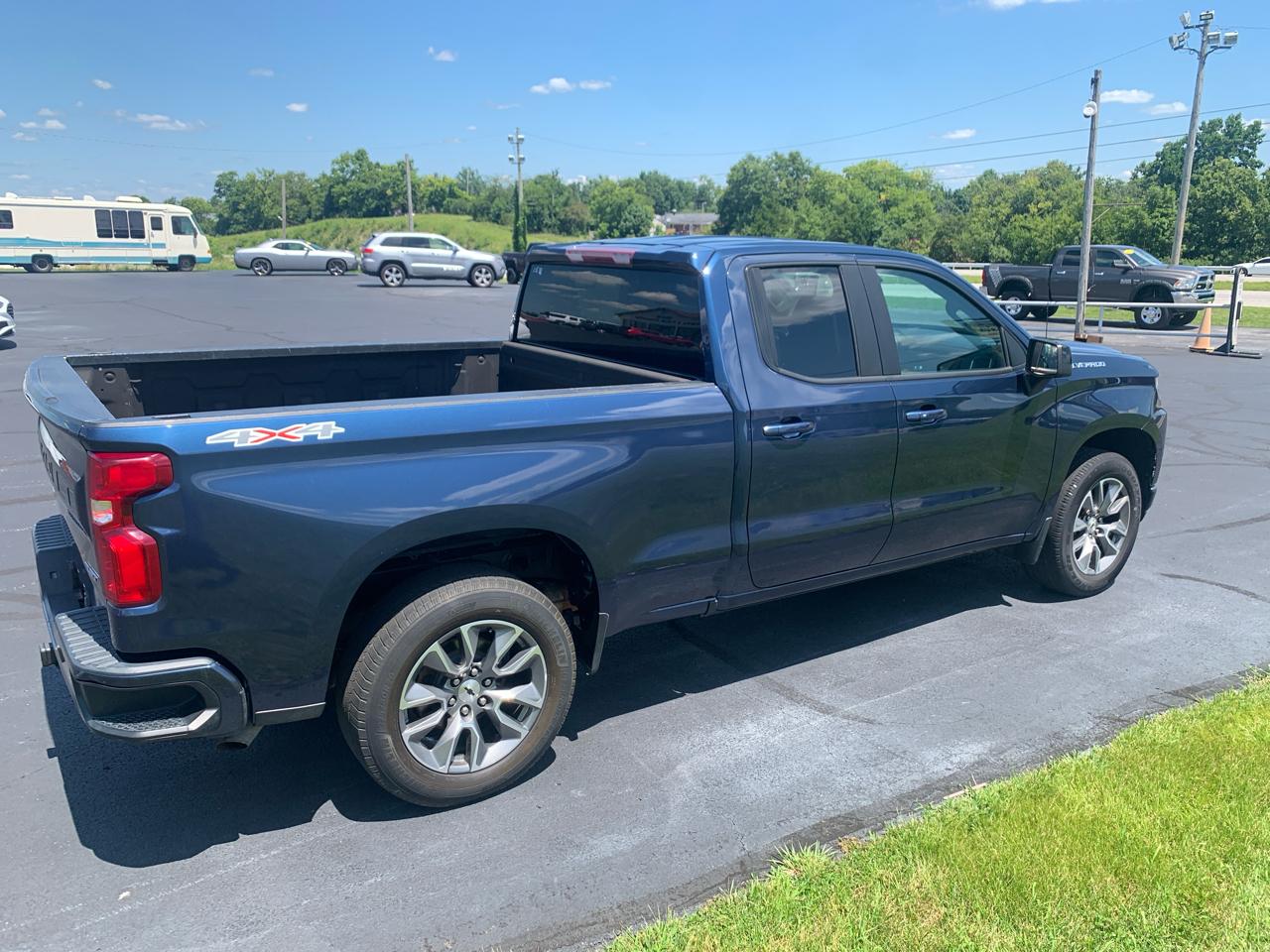 Chevrolet Silverado 1500 4WD Double Cab 147" RST 2020