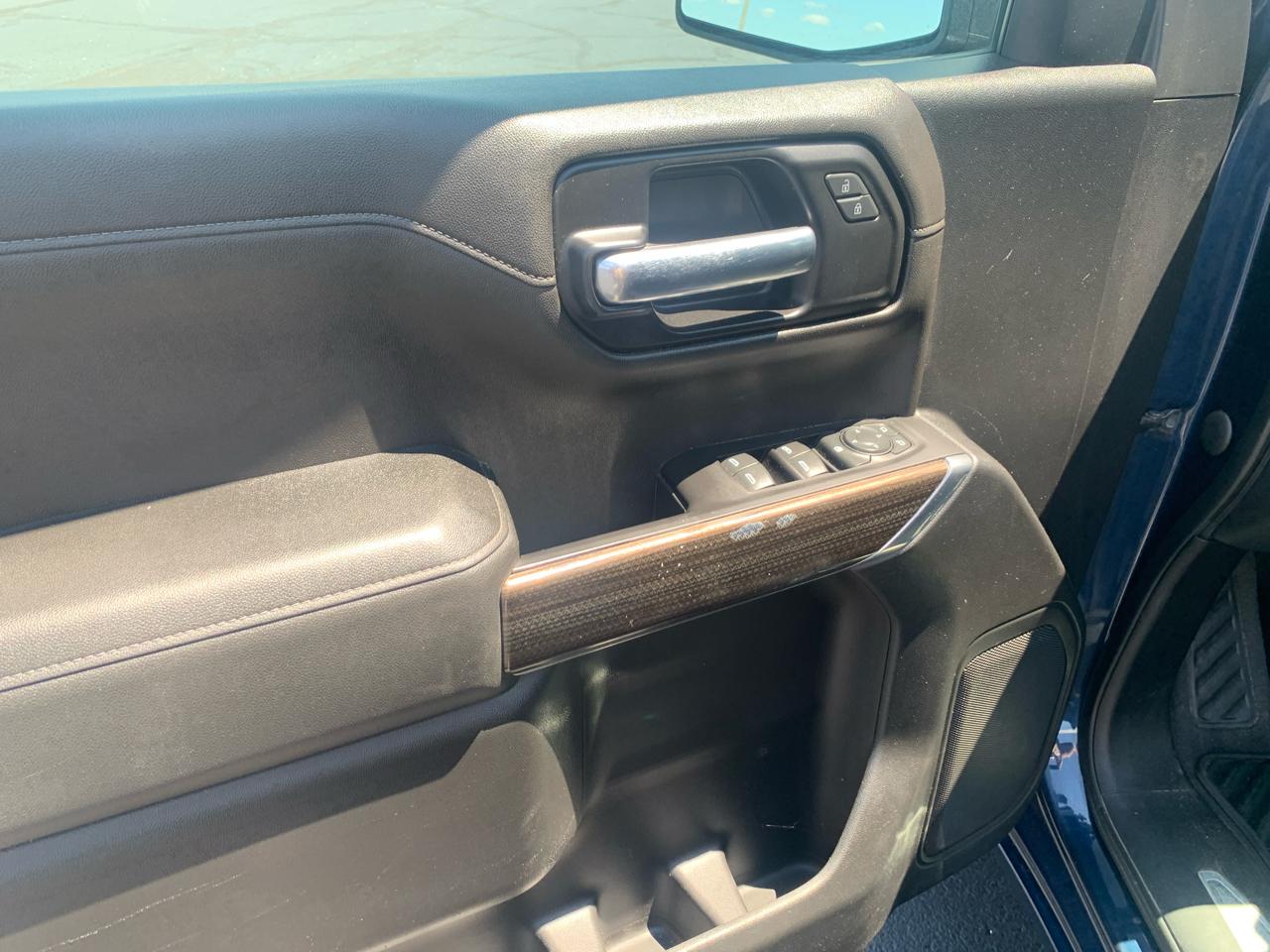 Chevrolet Silverado 1500 4WD Double Cab 147" RST 2020