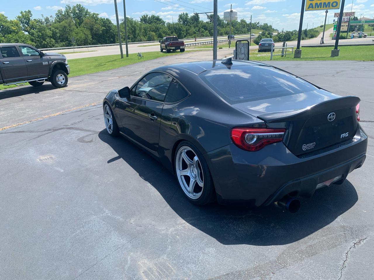 Scion FR-S 2dr Cpe Man (Natl) 2013