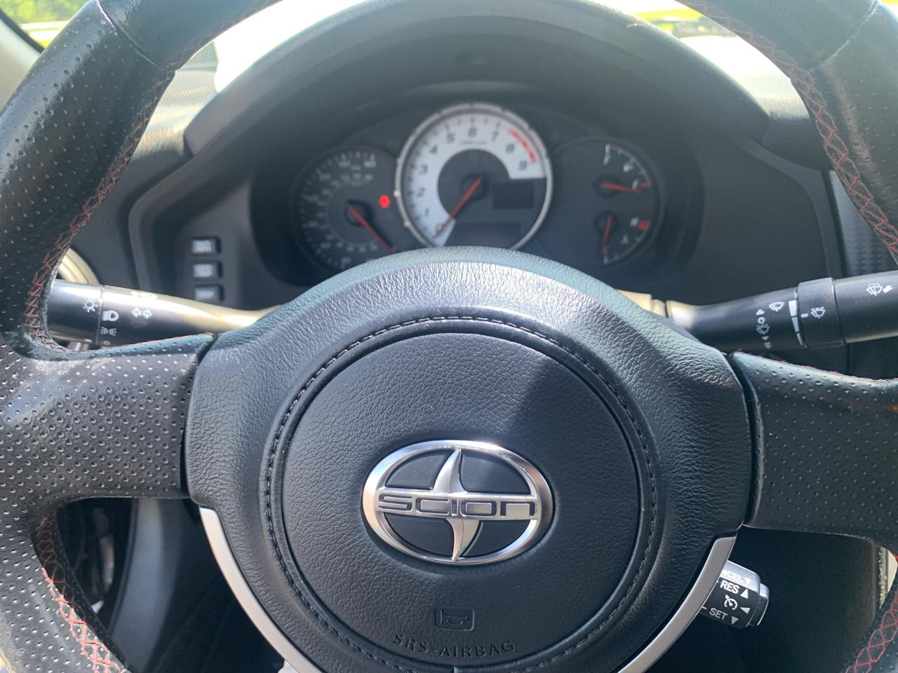 Scion FR-S 2dr Cpe Man (Natl) 2013